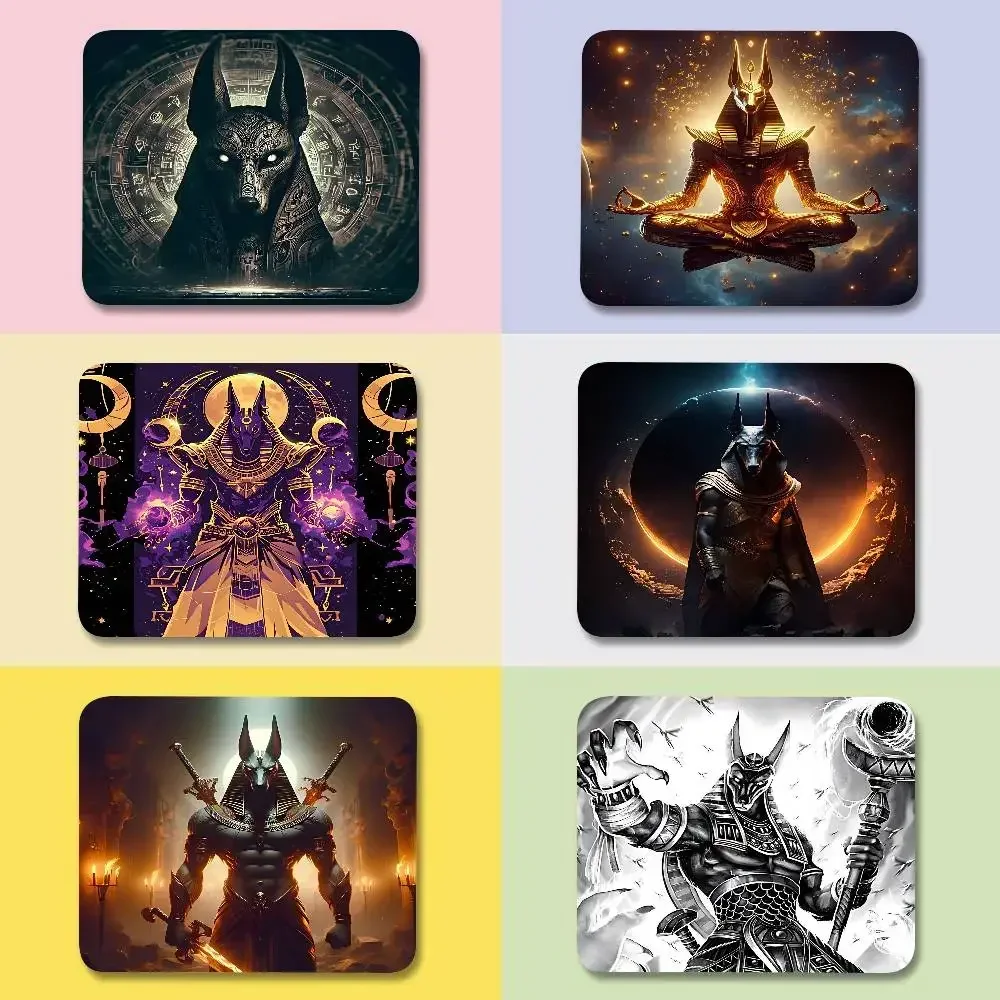 Gaming Keyboard Egypt - อียิปต์โบราณ อันูบิสแผ่นรองเมาส์ขนาดเล็กสำหรับเล่นเกมแล็ปท็อปแผ่นรองเมาส์เกมเมอร์พรมแผ่นรองคีย์บอร์ดแผ่นรองโต๊ะการ์ตูนแผ่นรองเมาส์