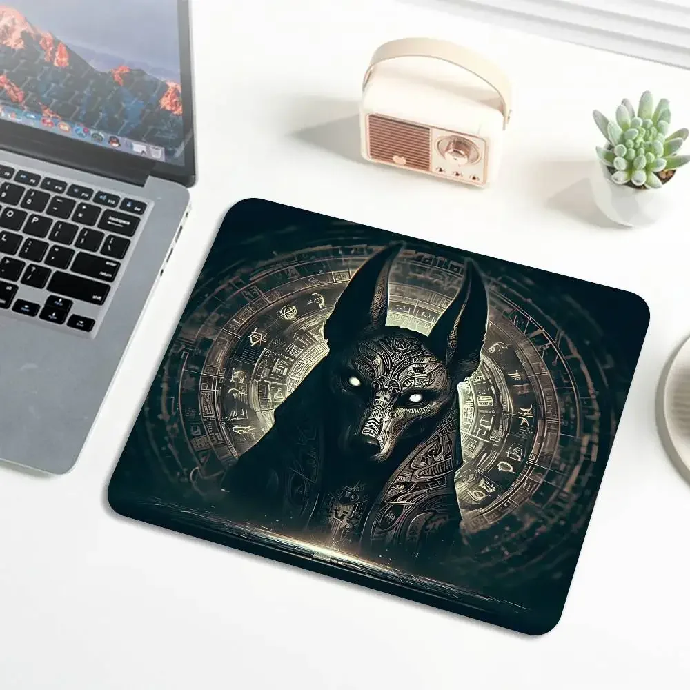 อียิปต์โบราณ อันูบิสแผ่นรองเมา - Gaming Keyboard Egypt บทวิจารณ์และราคา